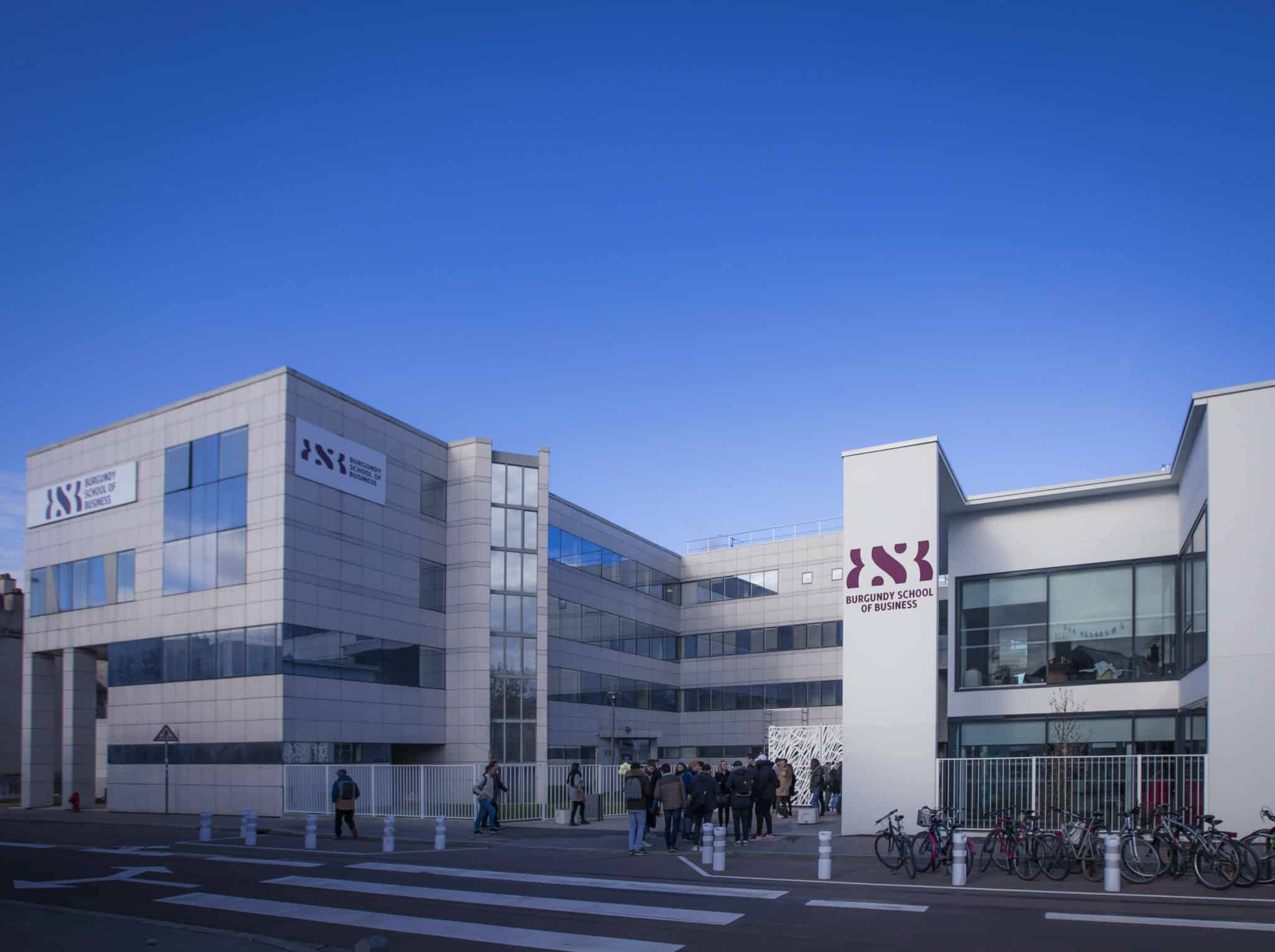 Bsb Complexe 80% de femmes pour la nouvelle promo (Re)Connect de BSB