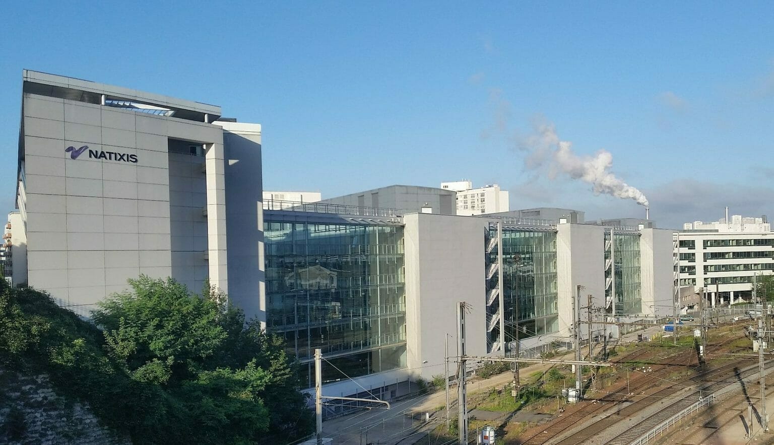 Recrutement, salaire, actionnaires... Tout savoir sur Natixis