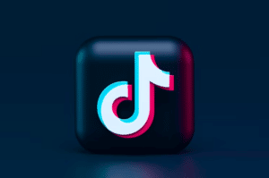 tiktok marché de l'influence facebook