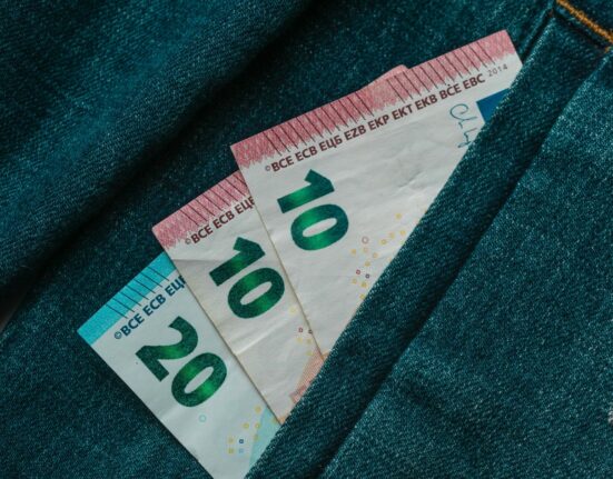 salaire moyen France 2023