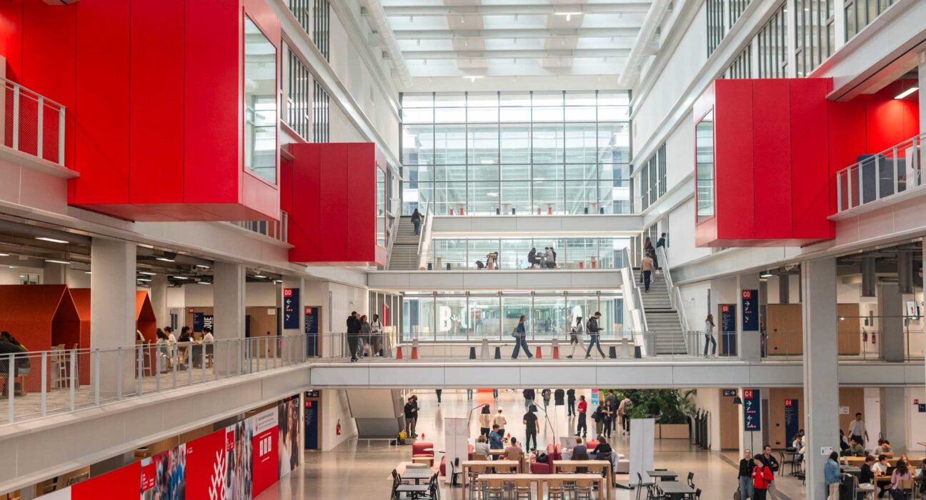 emlyon